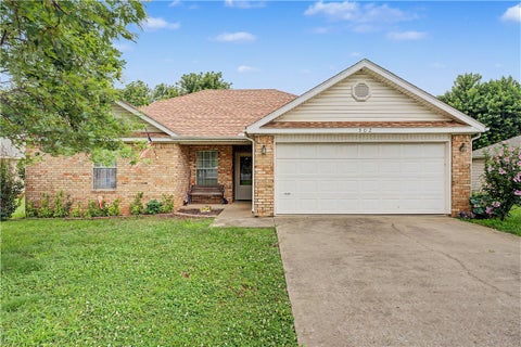 Photo of 302 S Wright Street, Lowell, AR 72745 (MLS # 1353214)