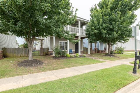 Photo of 567 N Longfellow Lane, Fayetteville, AR 72704 (MLS # 1353615)