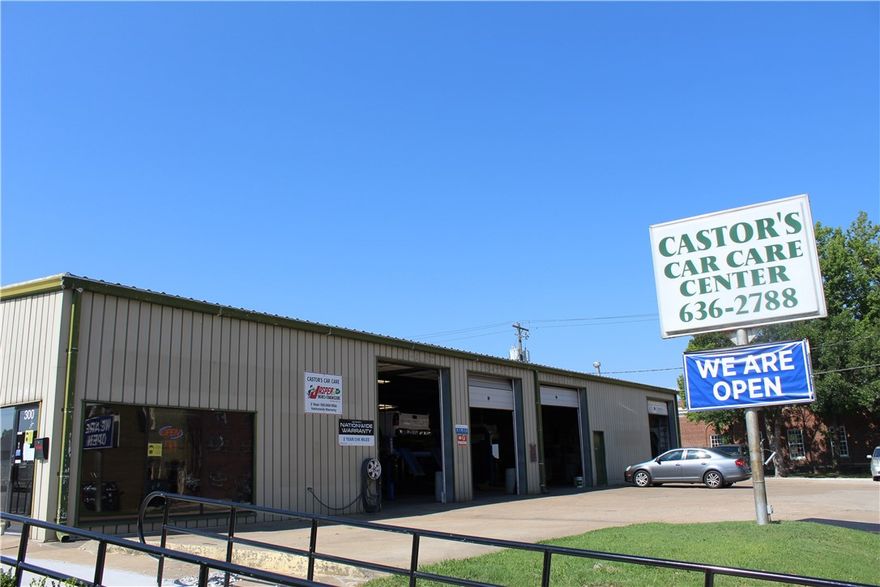 Corner location in Historic Downtown Rogers. 4 drive thru doors. Currently operating as a car repair shop. Could be converted to hospitality, office, retail, or residential by adding additional floors.Located in Historic Downtown Rogers. Directly across from newly announced, in-progress Railyard Park. The park was designed by Chicago-based urban design architect studio, Ross Barney Architects. Perfect location within walking distance to restaurants, shops, and entertainment.
