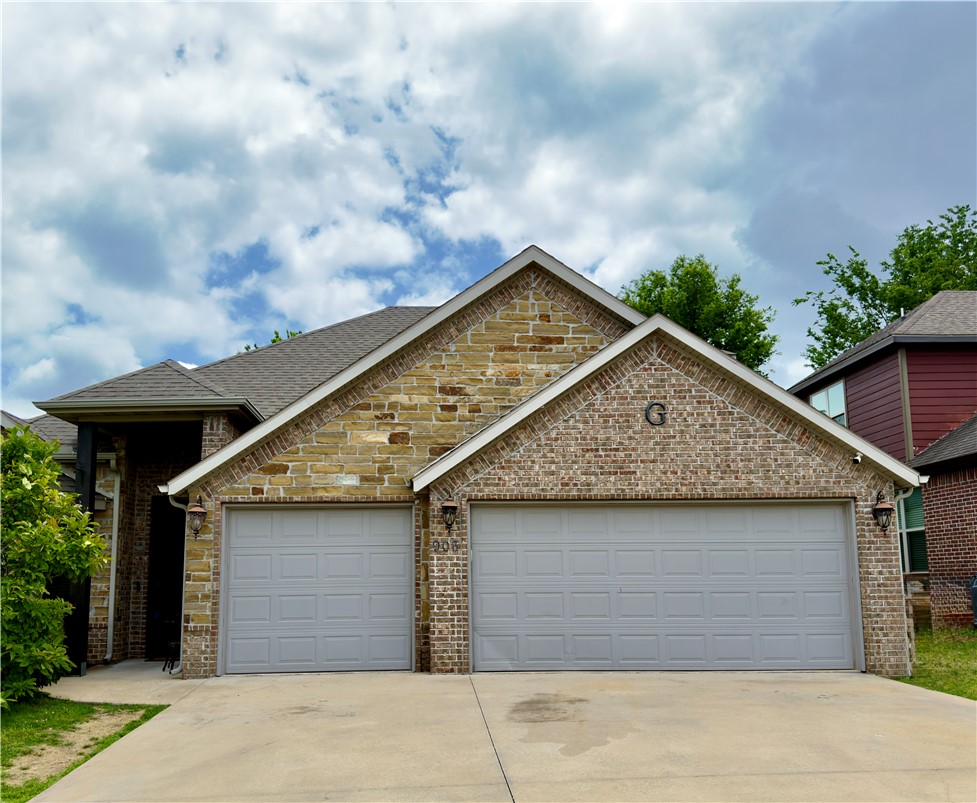 Kerelaw Castle Bentonville - Residential