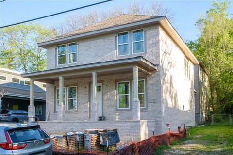 Photo of 18 E 4th Street, Fayetteville, AR 72701 (MLS # 1342225)