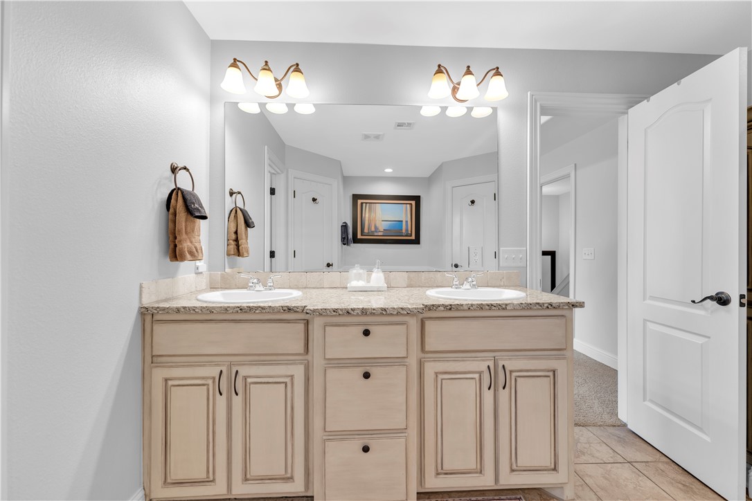 GILMORES ADD-BENTONVILLE - Residential