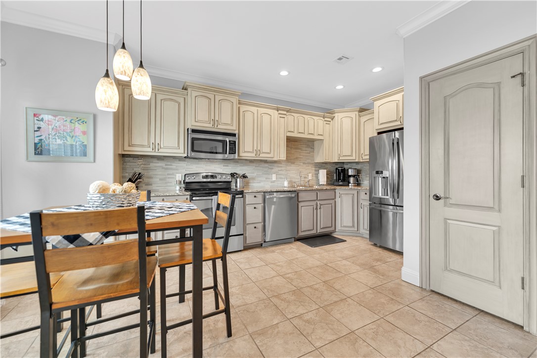 GILMORES ADD-BENTONVILLE - Residential
