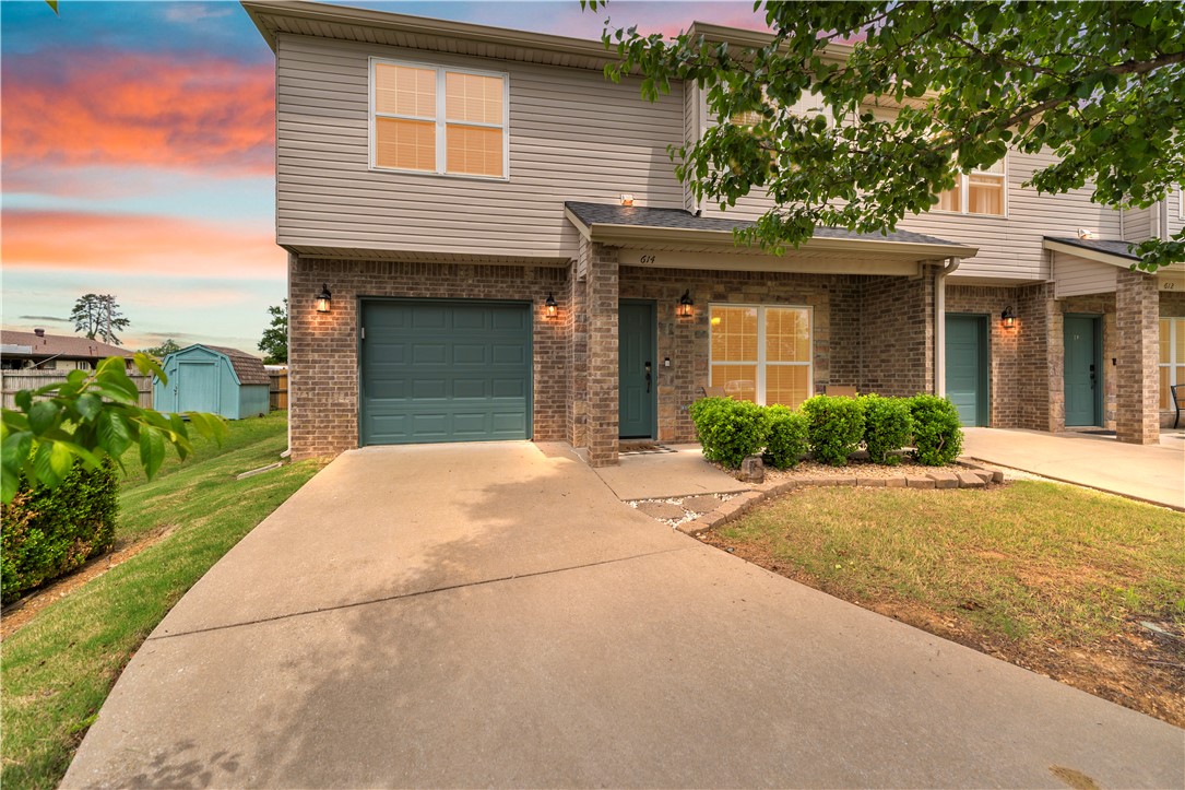 GILMORES ADD-BENTONVILLE - Residential