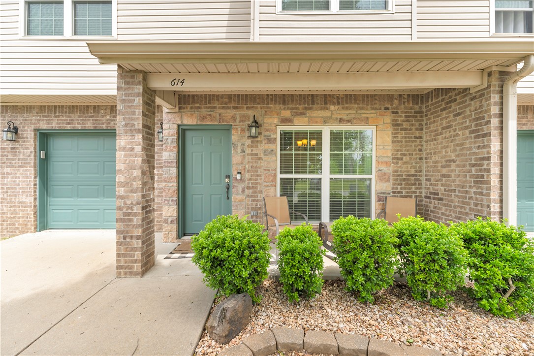 GILMORES ADD-BENTONVILLE - Residential