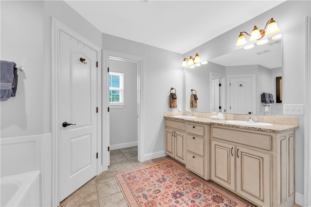 GILMORES ADD-BENTONVILLE - Residential