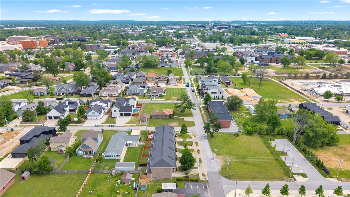 GILMORES ADD-BENTONVILLE - Residential