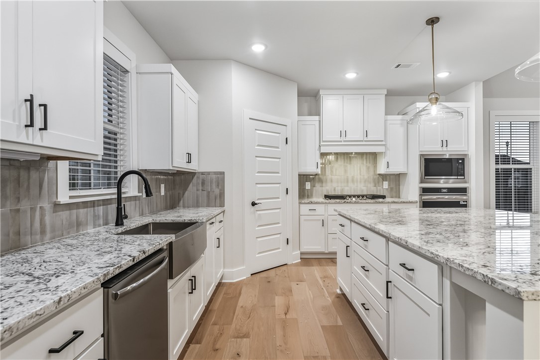 Diamond Estates Ph V Centerton - Residential