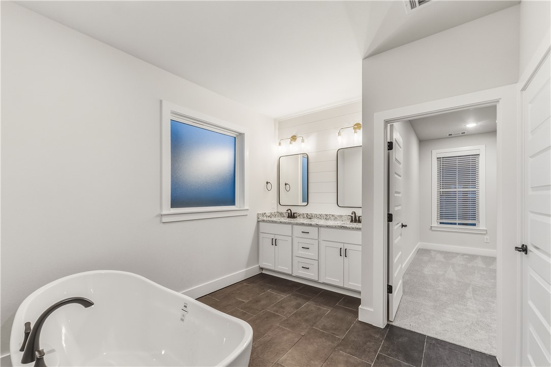 Diamond Estates Ph V Centerton - Residential