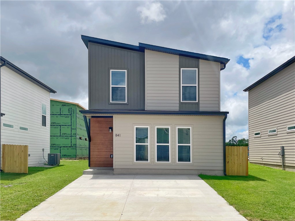Modern, smart, affordable living! Looking for that first home, wanting to downsize and simplify, or looking for a low-maintenance investment property, Featherston Village may be exactly what you've been looking for. Never think about lawncare again! Everything you need in a great location. Wonderful new subdivision in Bentonville School District. Less than 5 miles from Walmart Corporate office.