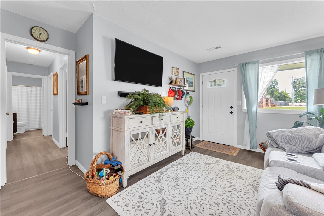 Pettys Sub Siloam Spgs - Residential