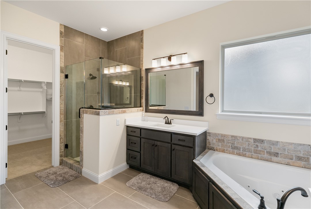 Lochmoor Club Sub Ph II Bentonville - Residential