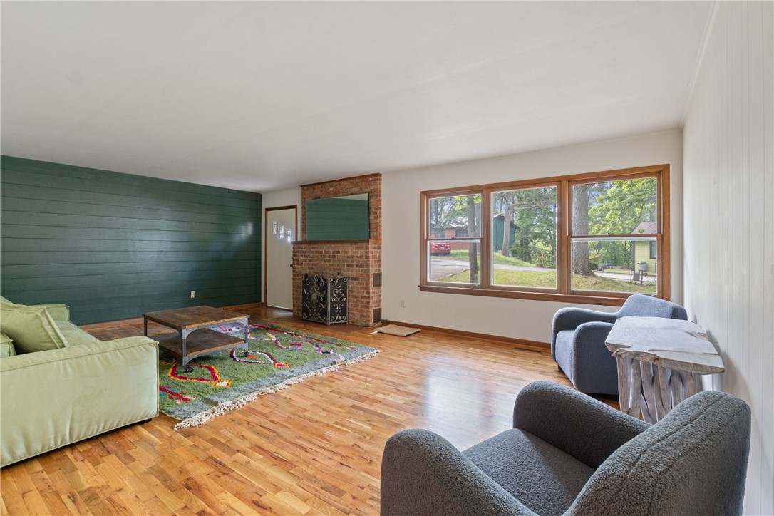 Peebles Rev - Residential
