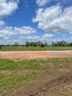 Check's Corner - Land