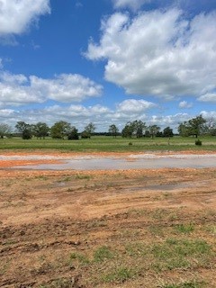 Check's Corner - Land