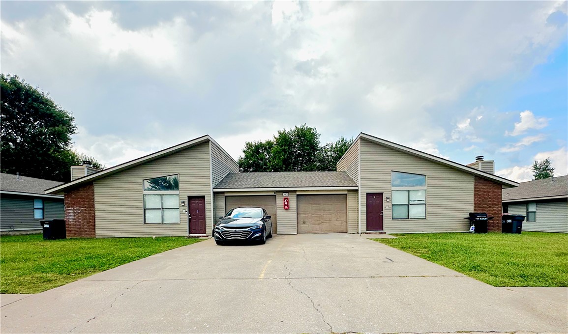 Excellent investment opportunity in East Springdale! Recently remodeled duplex (3 bedrooms / 2 bathrooms / 1 car garage per unit) with updated roof, HVAC (1 side), hot water heater, flooring, paint, refinished cabinets, counter tops, and lighting & plumbing fixtures throughout. Updated kitchen appliances including Refrigerators. Washers/dryers to convey as well. Conveniently located close to schools, grocery stores, restaurants, shopping, trails, and all amenities Springdale. Less than 3 miles to Emma Ave and downtown. Both units are currently leased. No yard sign - do not disturb tenants. Also listed as a package of multi-family properties, see ML 1322023.