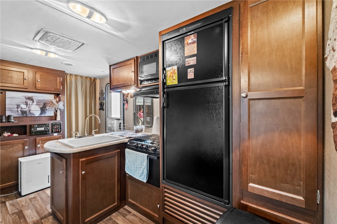 Say yes to country - Residential