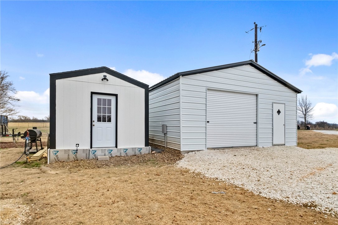 Say yes to country - Residential