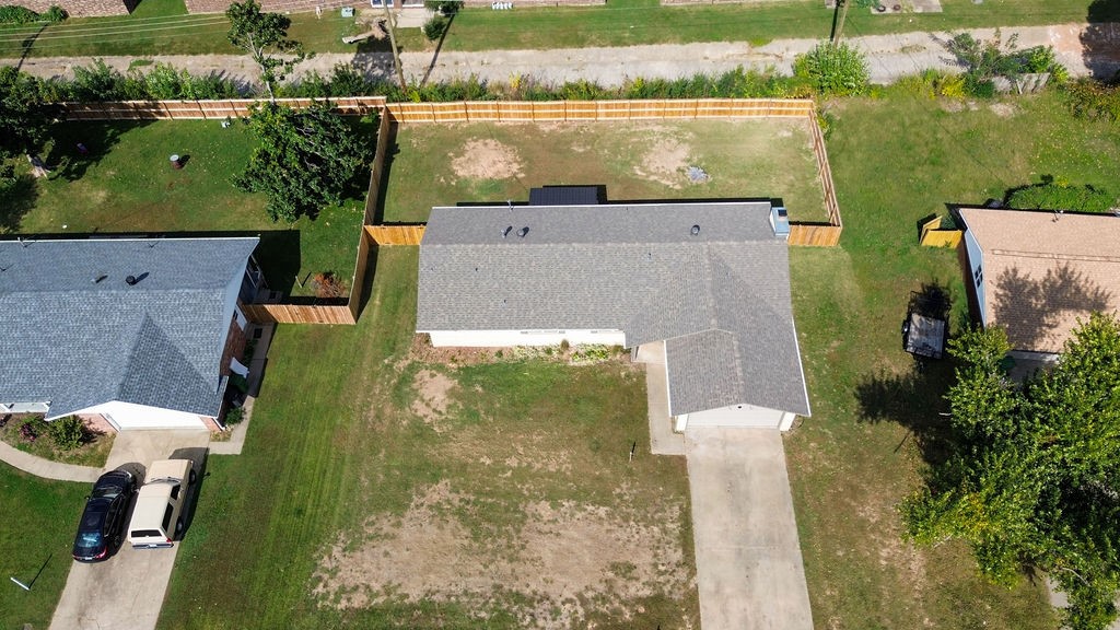 Country Club Estates Rogers - Residential