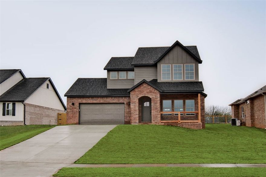 This one-of-a-kind 2, BR, 2 BA, 1436 SF home is perfectly situated on an outside lot offering a peaceful country feel in the backyard. Enjoy breathtaking views right from the second story primary suite. Great location to downtown Prairie Grove and only minutes to the University of Arkansas.