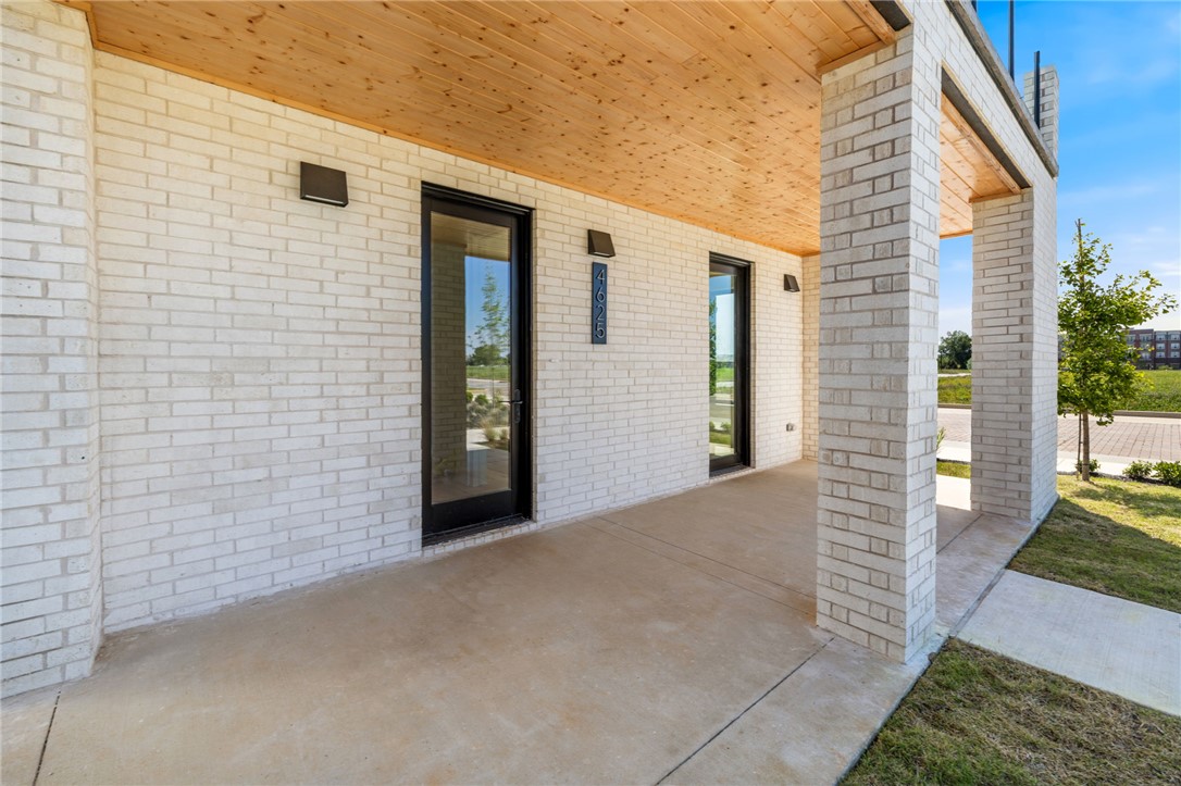 Pinnacle Village - Residential