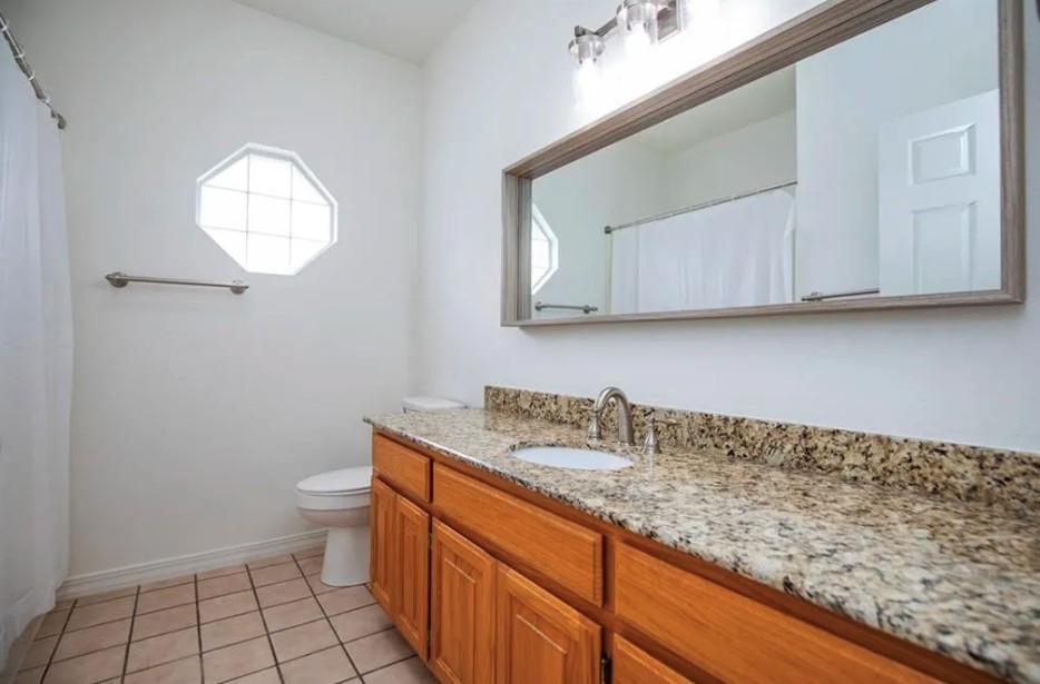 Oaks Add Ph X - Residential Lease