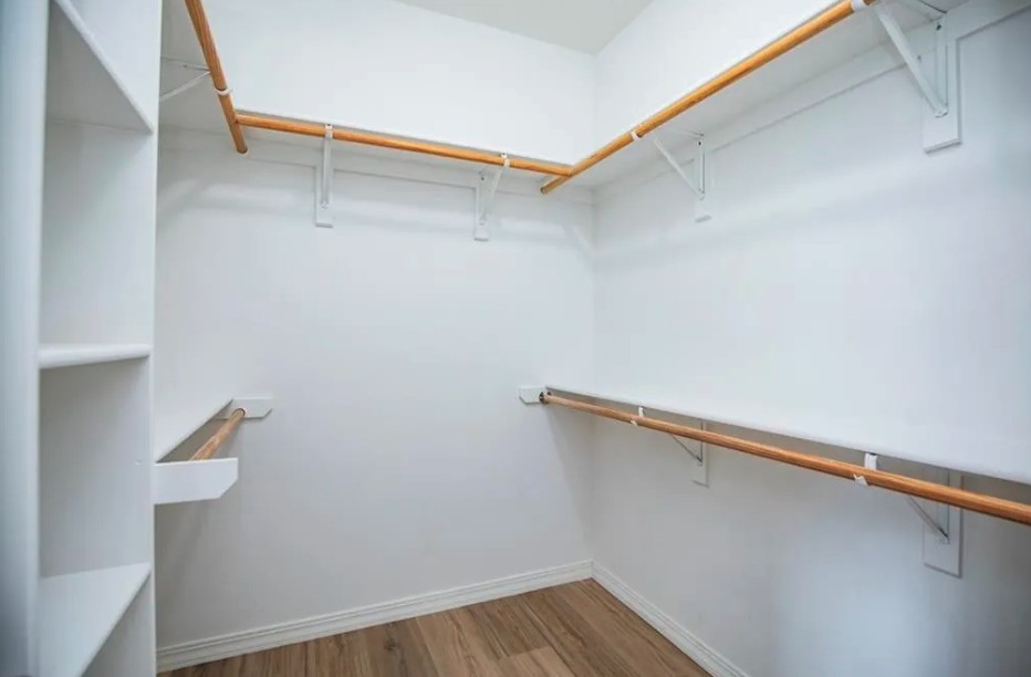 Oaks Add Ph X - Residential Lease