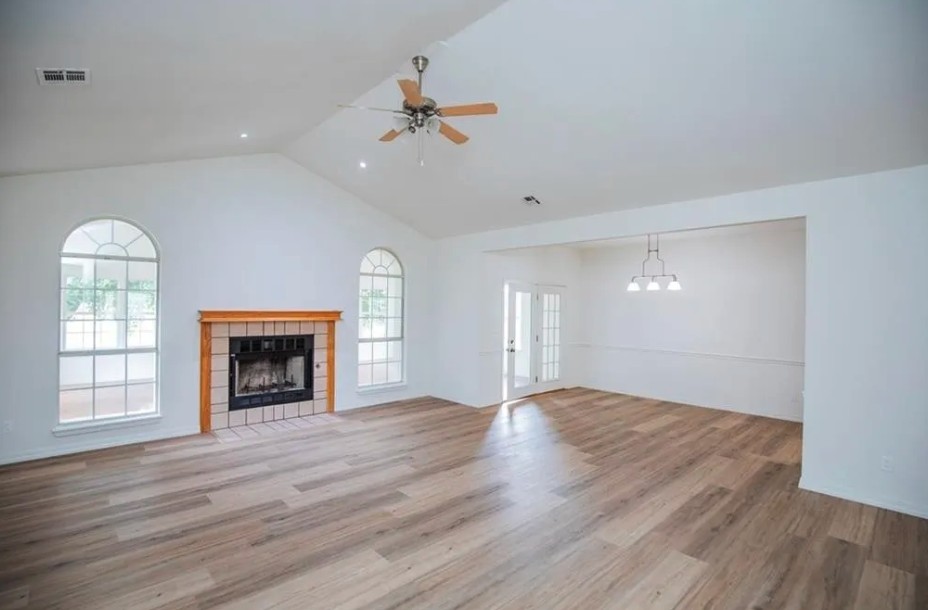 Oaks Add Ph X - Residential Lease