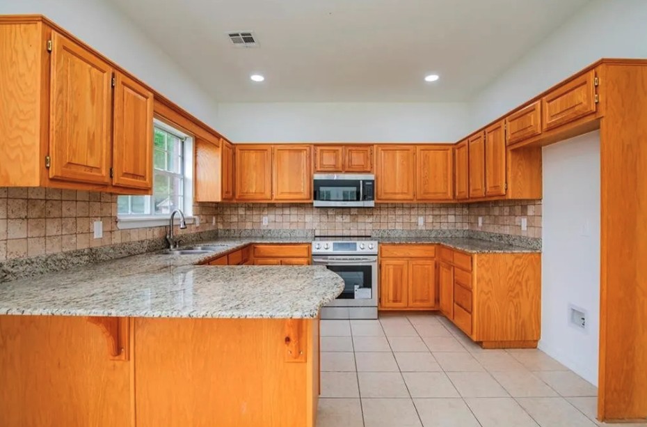 Oaks Add Ph X - Residential Lease