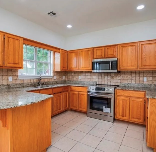 Oaks Add Ph X - Residential Lease