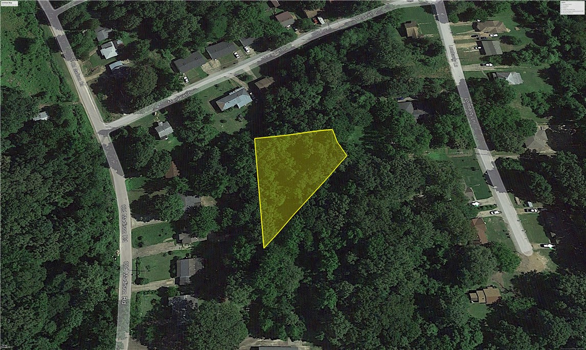 Large residential lot on the East side of Forrest City! Located only 2 minutes from Broadway st, 8 minutes from i-40, and 42 minutes from Memphis, this land is in a great location and priced to sell fast!This property has legal access, although the street is currently not cleared for vehicles. Owner is willing to clear street for car access for an additional cost.