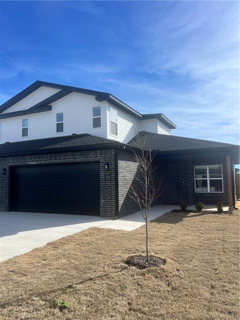 Photo of 531 Cosmos Street, Centerton, AR 72719 (MLS # 1334567)