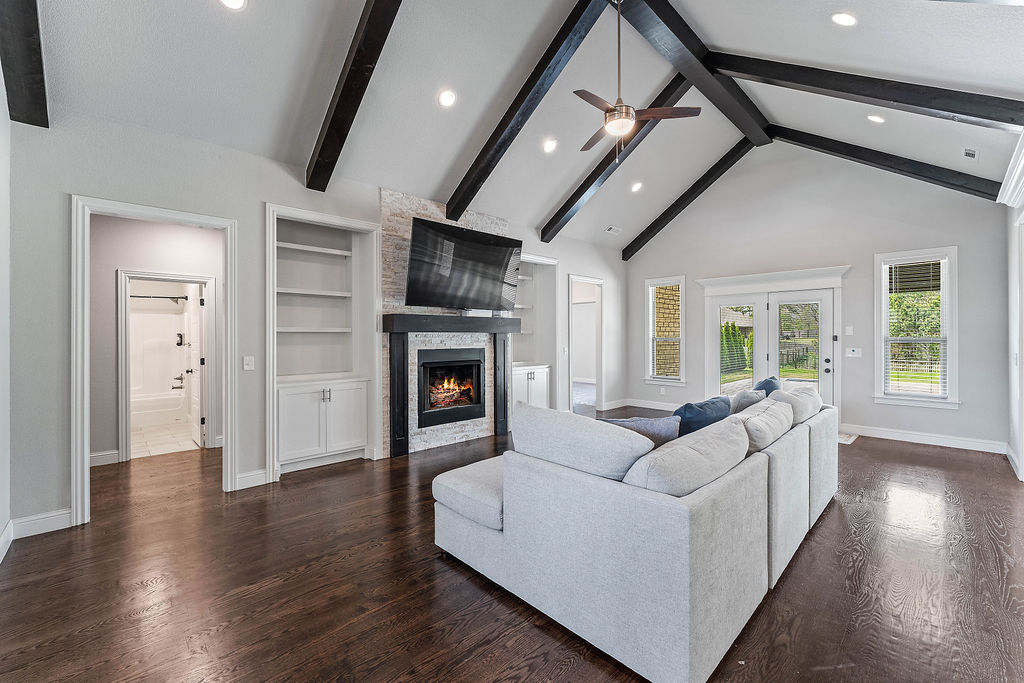 Elm Valley Sub Ph II Elm Spgs - Residential