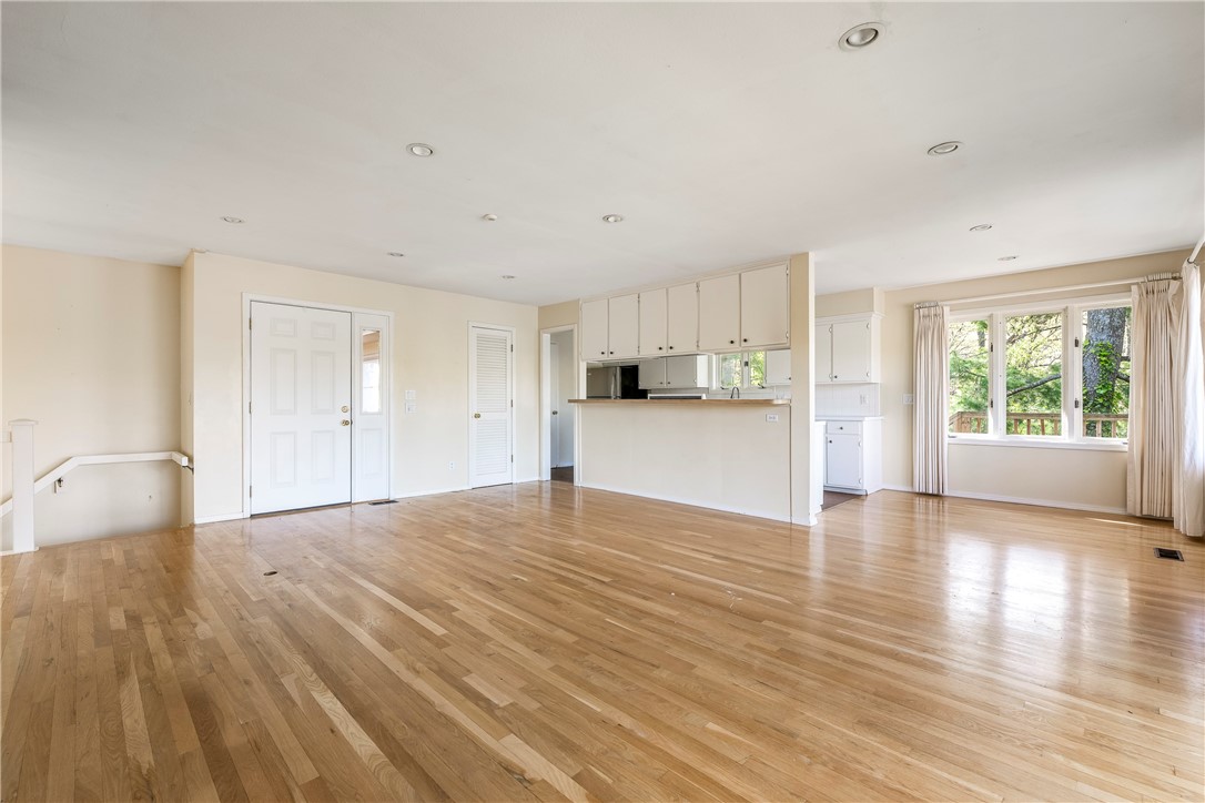 Churchill Sub Bvv - Residential