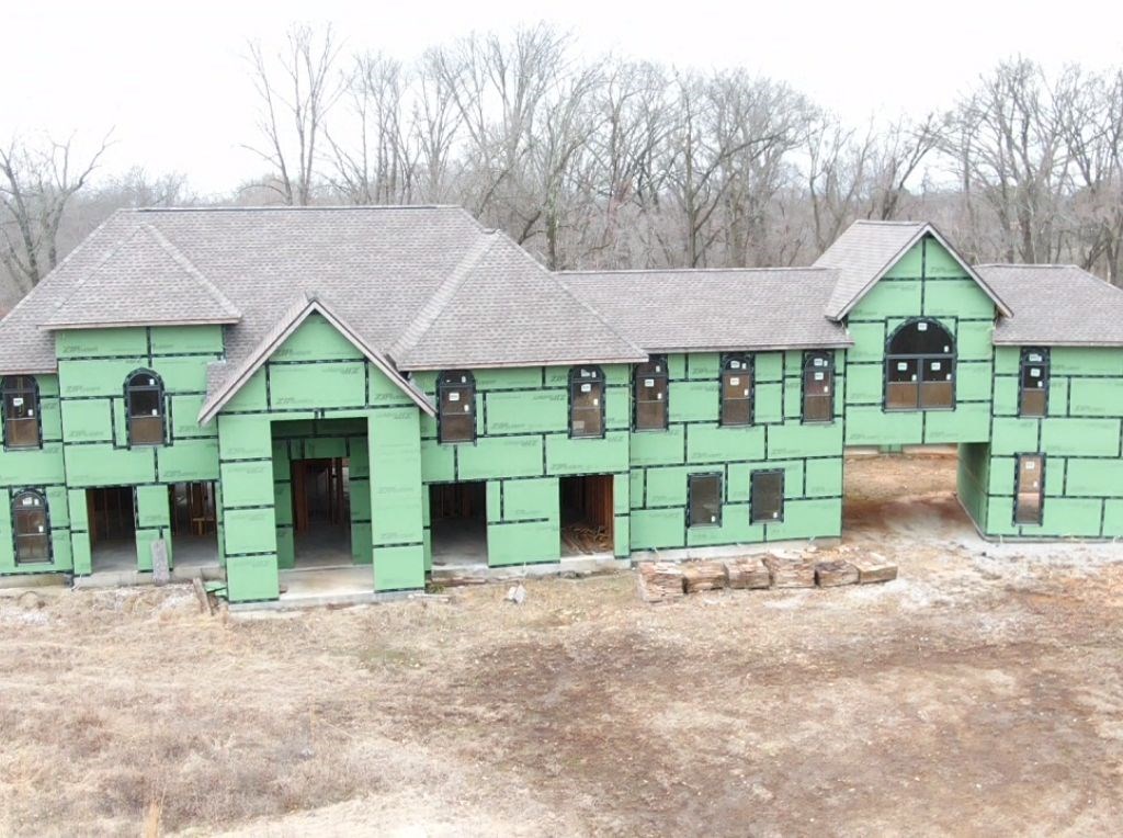 A luxury estate living experience hidden by the raw beauty of the Natural State. This new
construction home will be like waking up in a dream daily. A property that features 6000 square
feet of French Manor taste with seven bedrooms and four bathrooms. This was
created to be a place full of amenities with large open living spaces, a secret wine room, a
hidden office, and a large media room, four-car garage and a gym. In the words of the
property owner, “you simply have to know where you’re going or you’ll never get there”. Right
in the heart of this property a beautiful spot for your new home.
 A little slice of heaven only 10-minutes from downtown rogers and roughly 15-
minutes from downtown Bentonville
The property owner has agreed to take a loss to pass this incredible project on to a deserving
family so you’ll be able to step into this project with instant equity and the result will be a
glamorous home worth an estimated 30% more value the investment it will take to complete
the project.