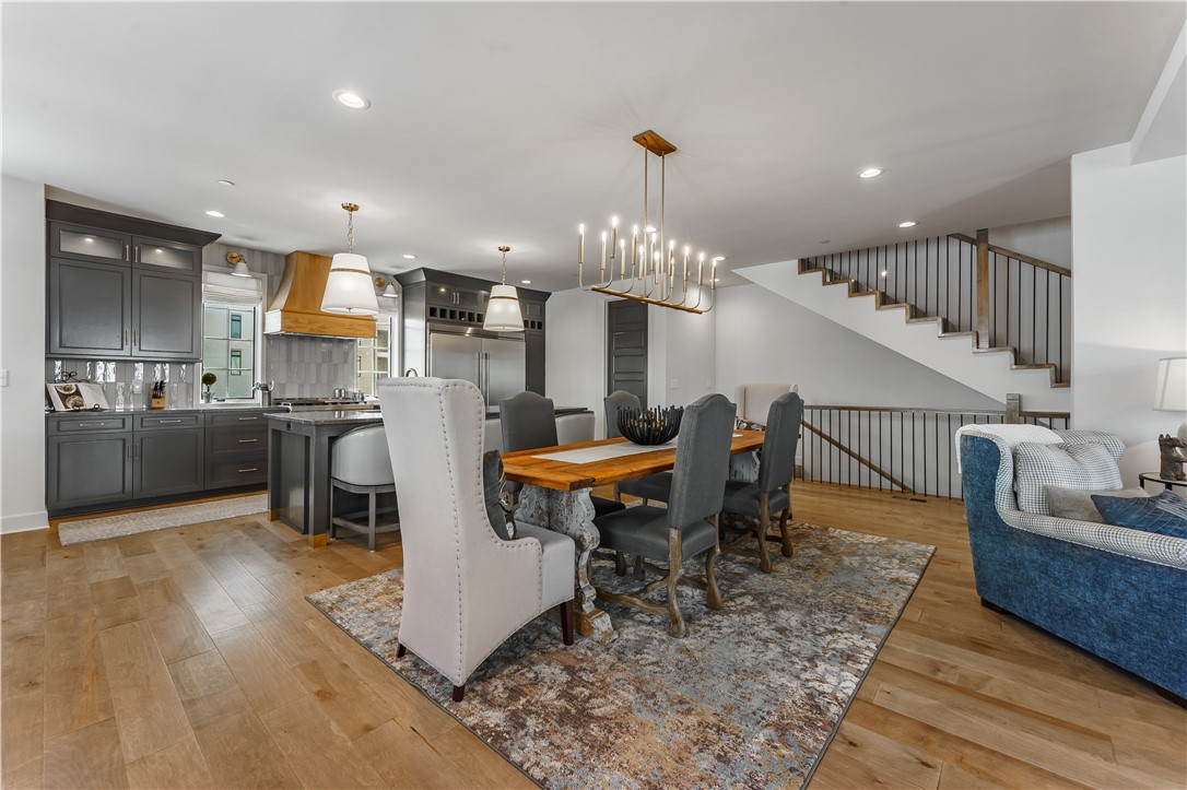 Pinnacle Heights Rogers - Residential