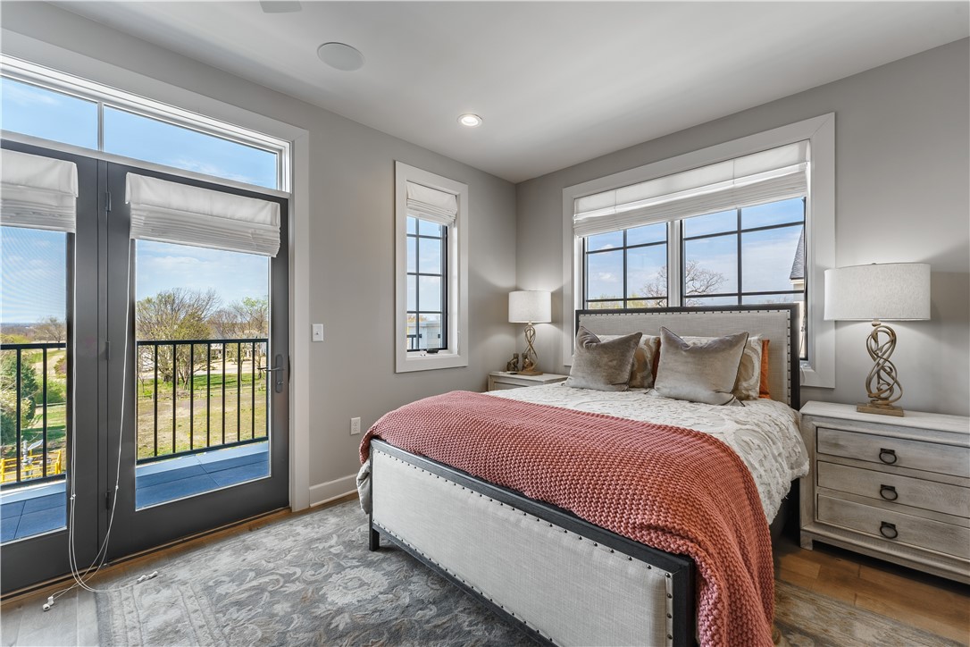 Pinnacle Heights Rogers - Residential