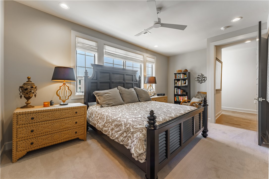 Pinnacle Heights Rogers - Residential