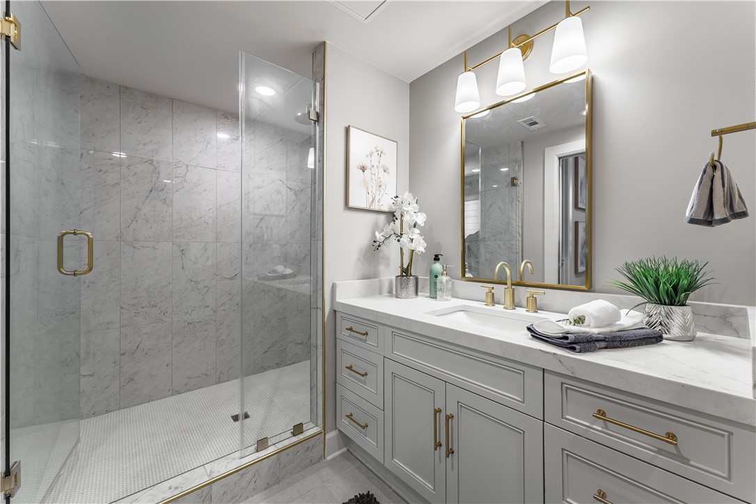 Pinnacle Heights Rogers - Residential