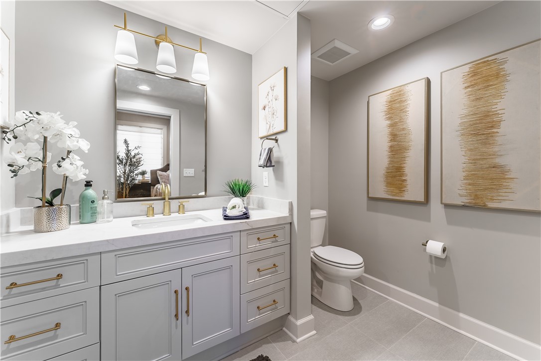 Pinnacle Heights Rogers - Residential