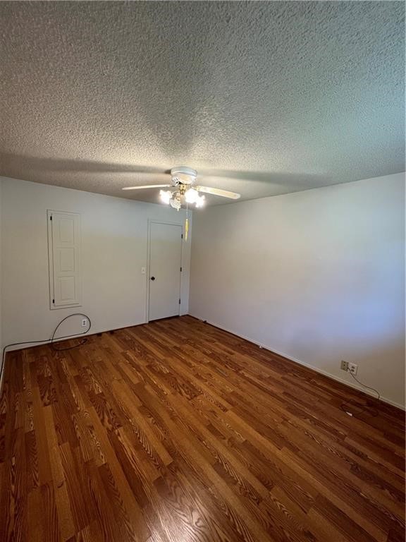 Oaklawn Sub Rogers - Residential Lease