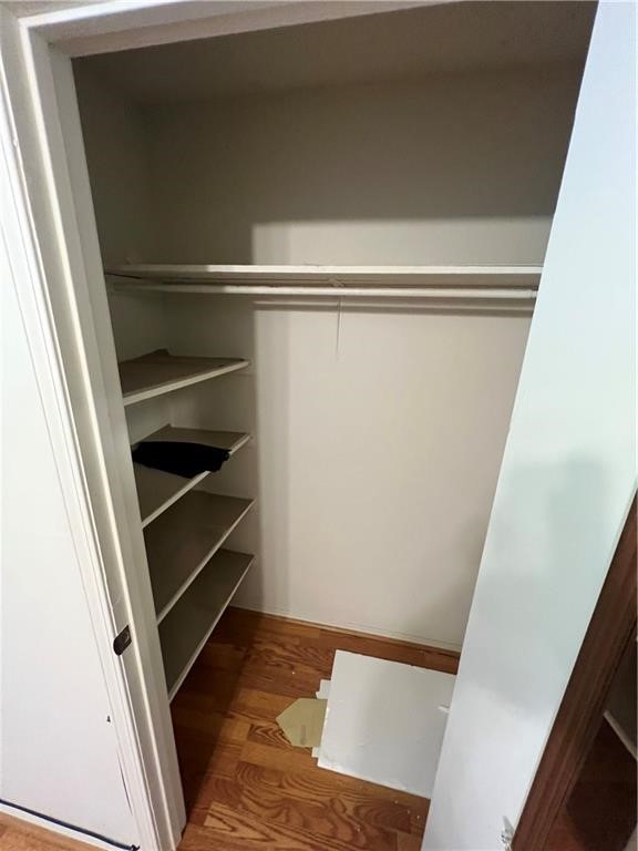 Oaklawn Sub Rogers - Residential Lease