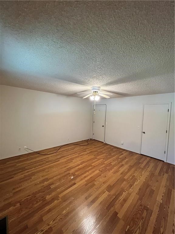 Oaklawn Sub Rogers - Residential Lease