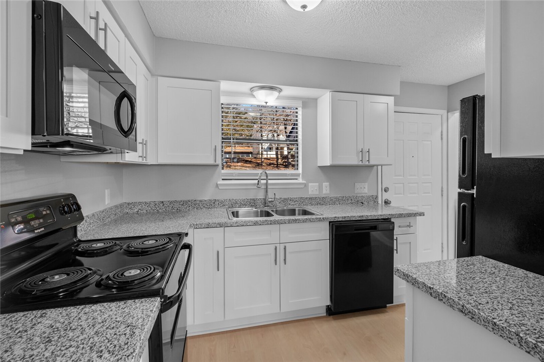 Sequoyah South Ph I - Residential Lease