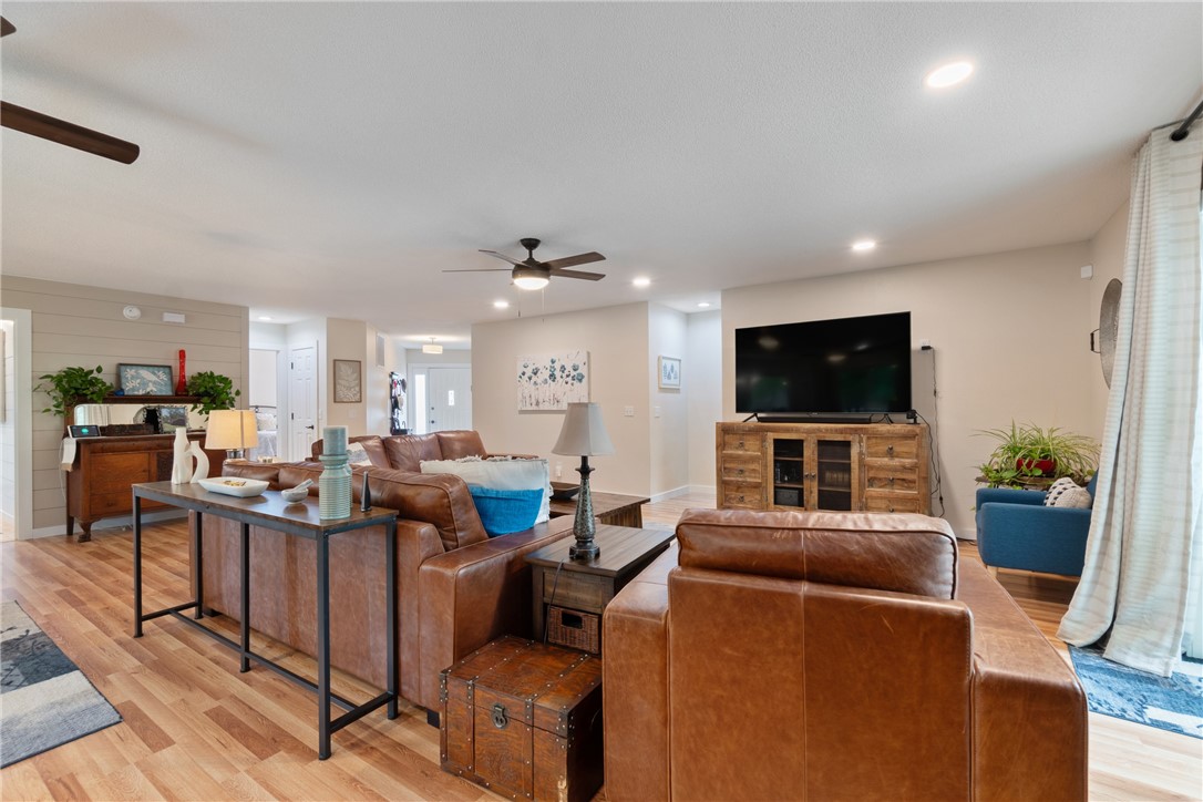 7 Blake Lane