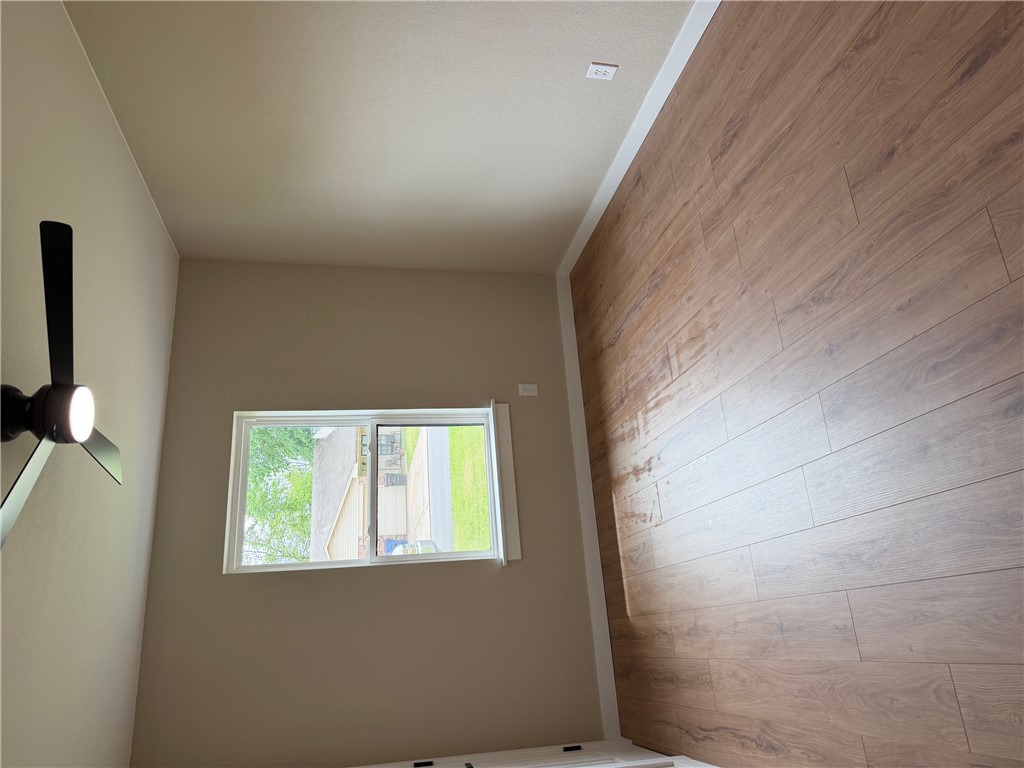 Quail Creek Place - Residential