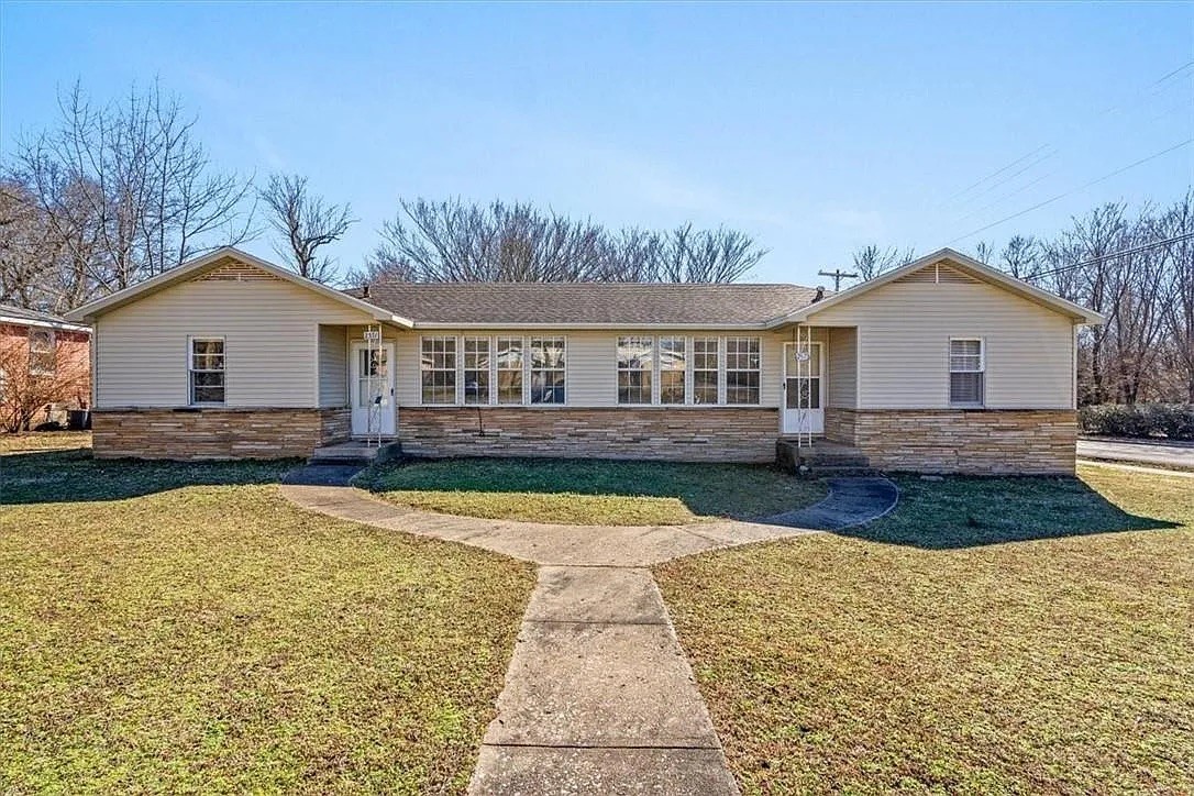 Prime investment opportunity! This updated duplex, just 5 minutes from the University of Arkansas, features 2-bed, 1-bath units with LVP flooring and modern kitchens and baths. Strong rental history—don’t miss out on your opportunity to purchase in one of Fayetteville's most desirable rental locations.
