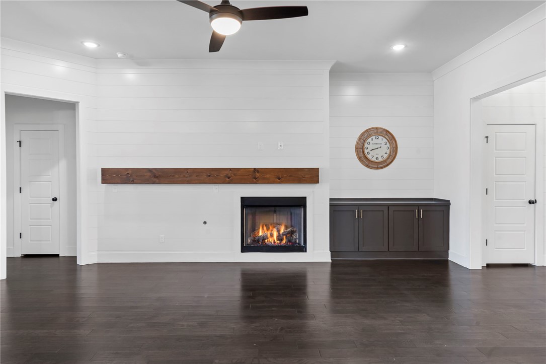 Thornbury Sub Ph Iii Springdale - Residential