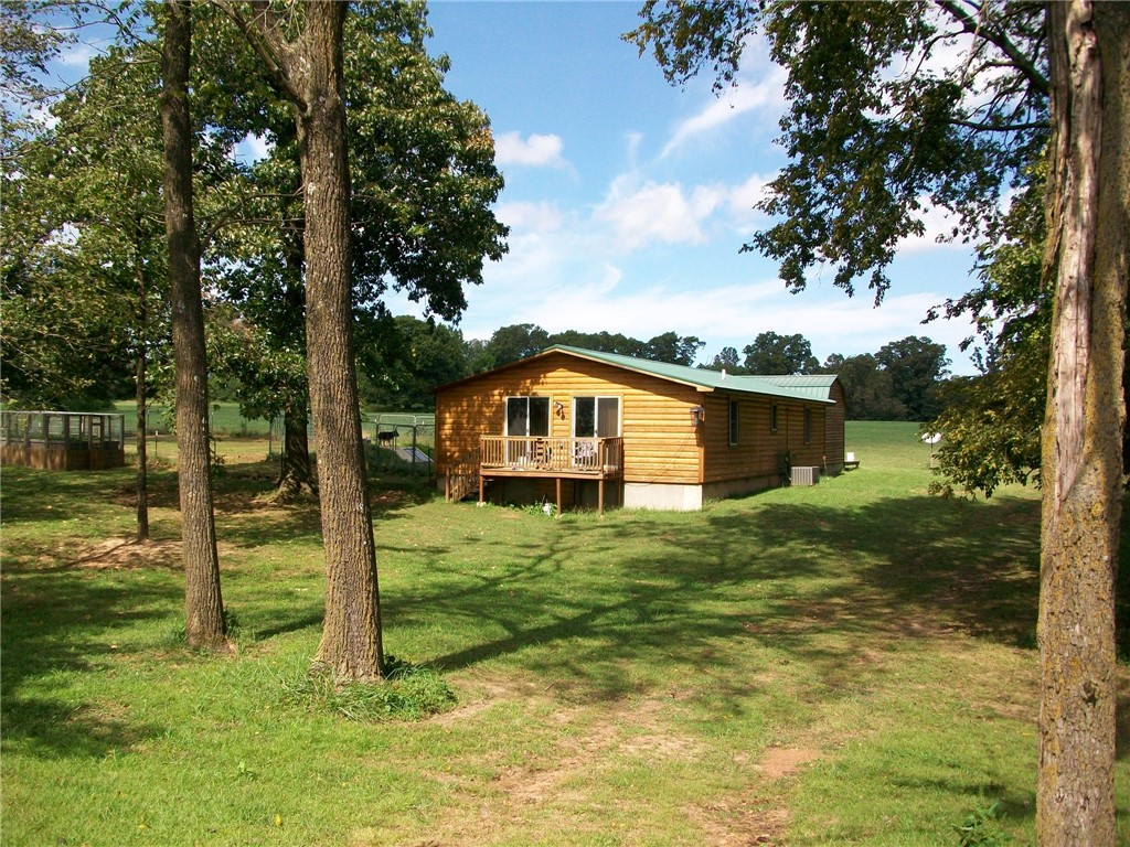 Country Living with Convenience!
Just 25 minutes from either Bentonville or Siloam Springs, this charming hobby farm offers nearly 24 acres of open pasture and woodsāpartially fenced and currently used for horses. Ideal for livestock, hunting, or simply enjoying the peaceful setting with abundant wildlife just outside your windows.
The property includes a 2-bedroom, 2.5-bath home that could serve as your primary residence, weekend retreat, or a rental while you build your dream home. Additional improvements include a screened-in tea house, a storage building, and two horse sheds. AC new in 2025
Endless possibilities awaitāwhether you're looking for a private getaway, a small farm, or an investment opportunity. Sellers are very motivated, so bring an offer today! Owners are very flexible in what they will sell.
Agent-owned.
Also available: 100 acres listed under MLS #1315040 and 1316069 23 acres (approximately). Call for more details!