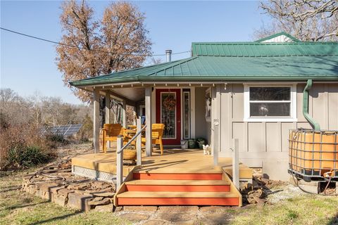 Photo of 12016 Snake Branch Road, Fayetteville, AR 72701 (MLS # 1299293)